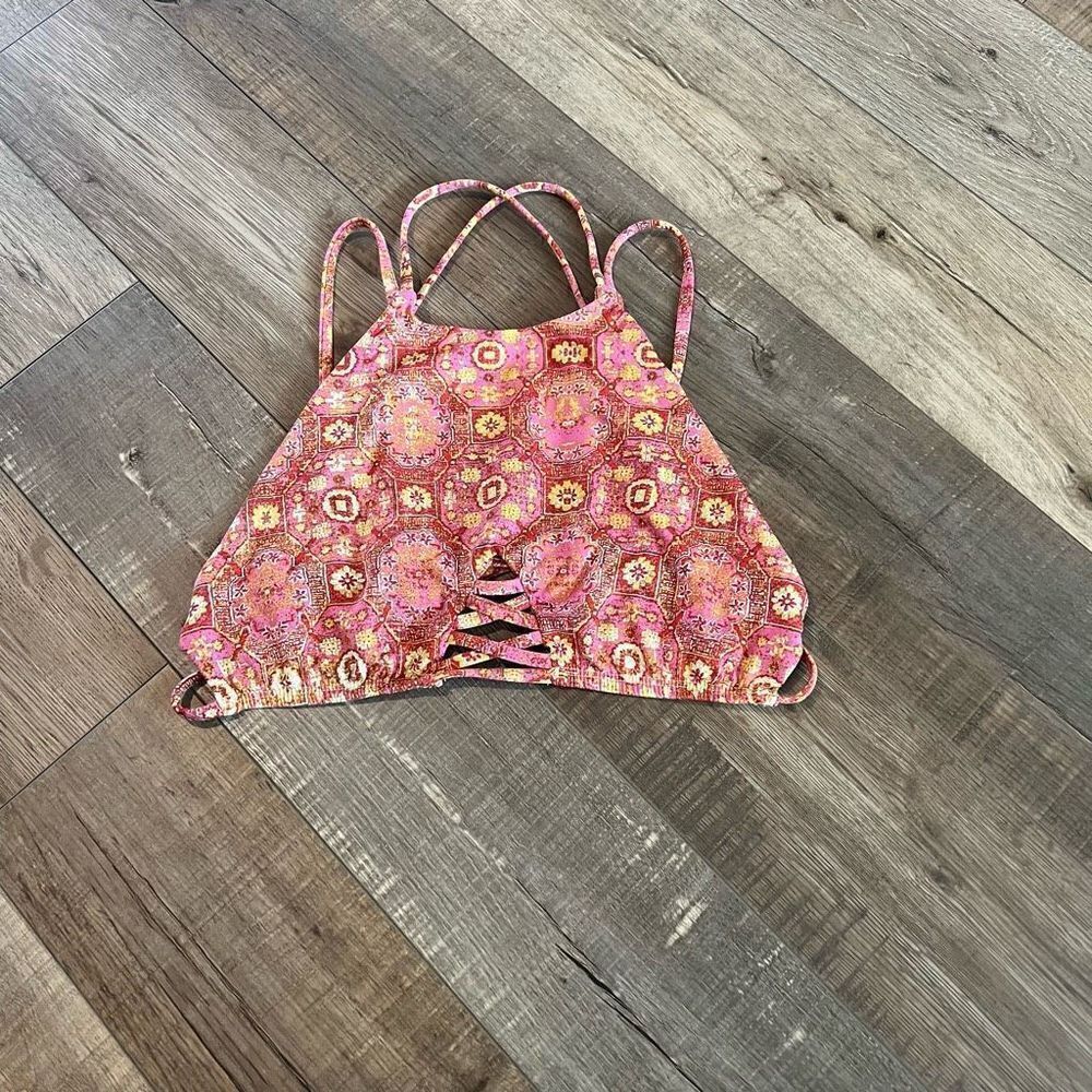 Frankies bikini high neck bikini top size M